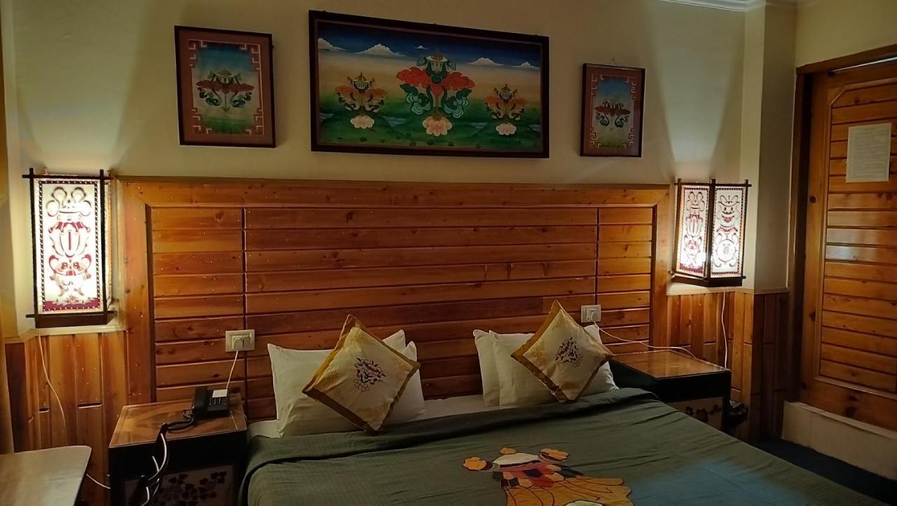 Auspiscious Him View Hotel McLeod Ganj Exterior photo