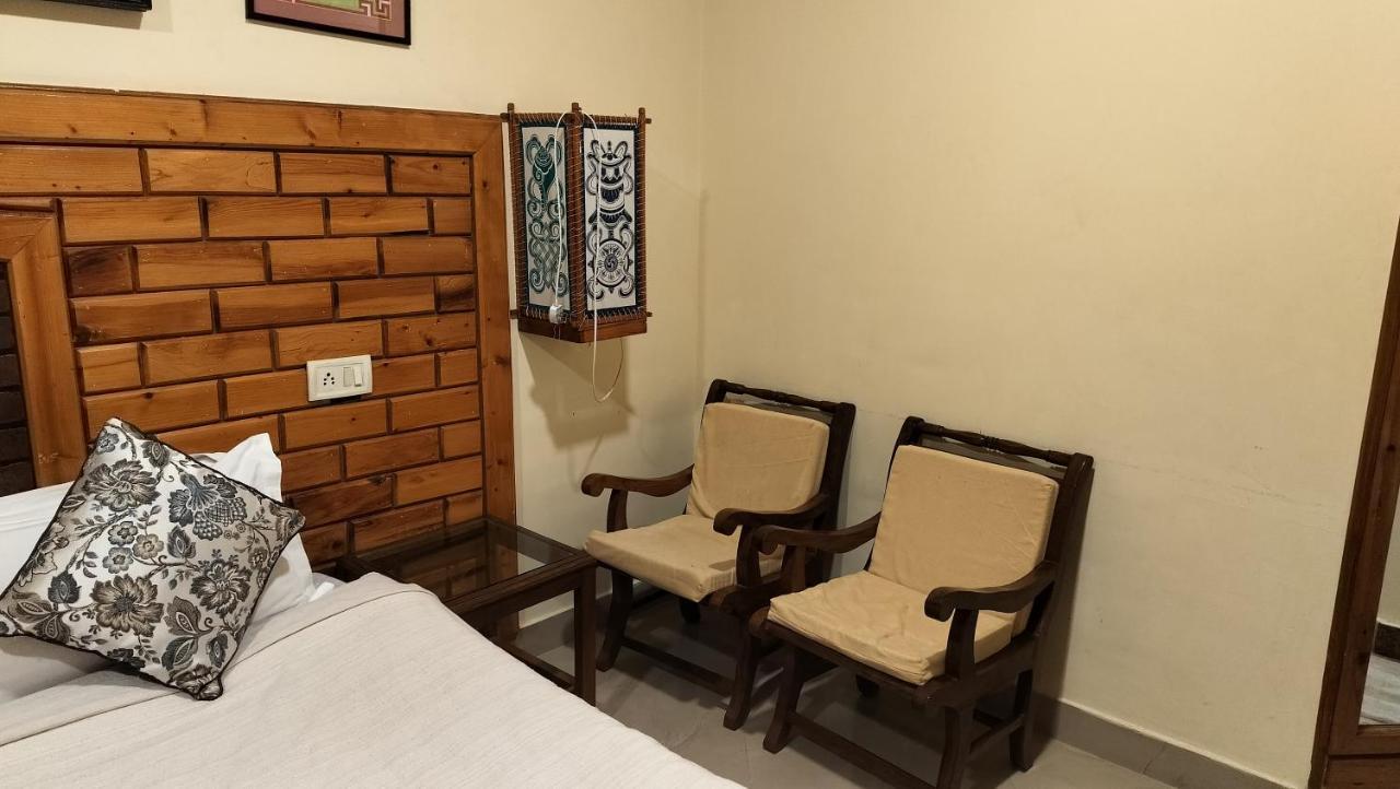 Auspiscious Him View Hotel McLeod Ganj Exterior photo